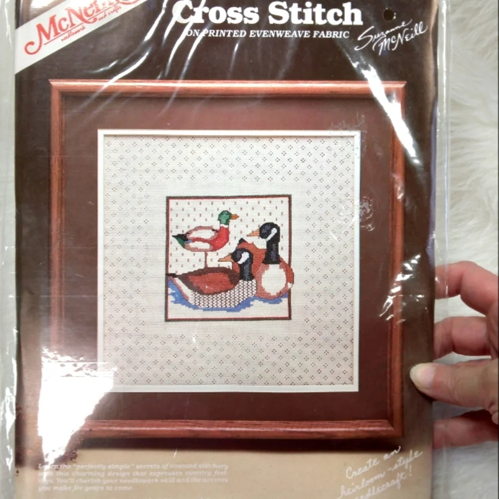 COUNTED CROSS STITCH KIT McNeill 5525, Duck Decoy